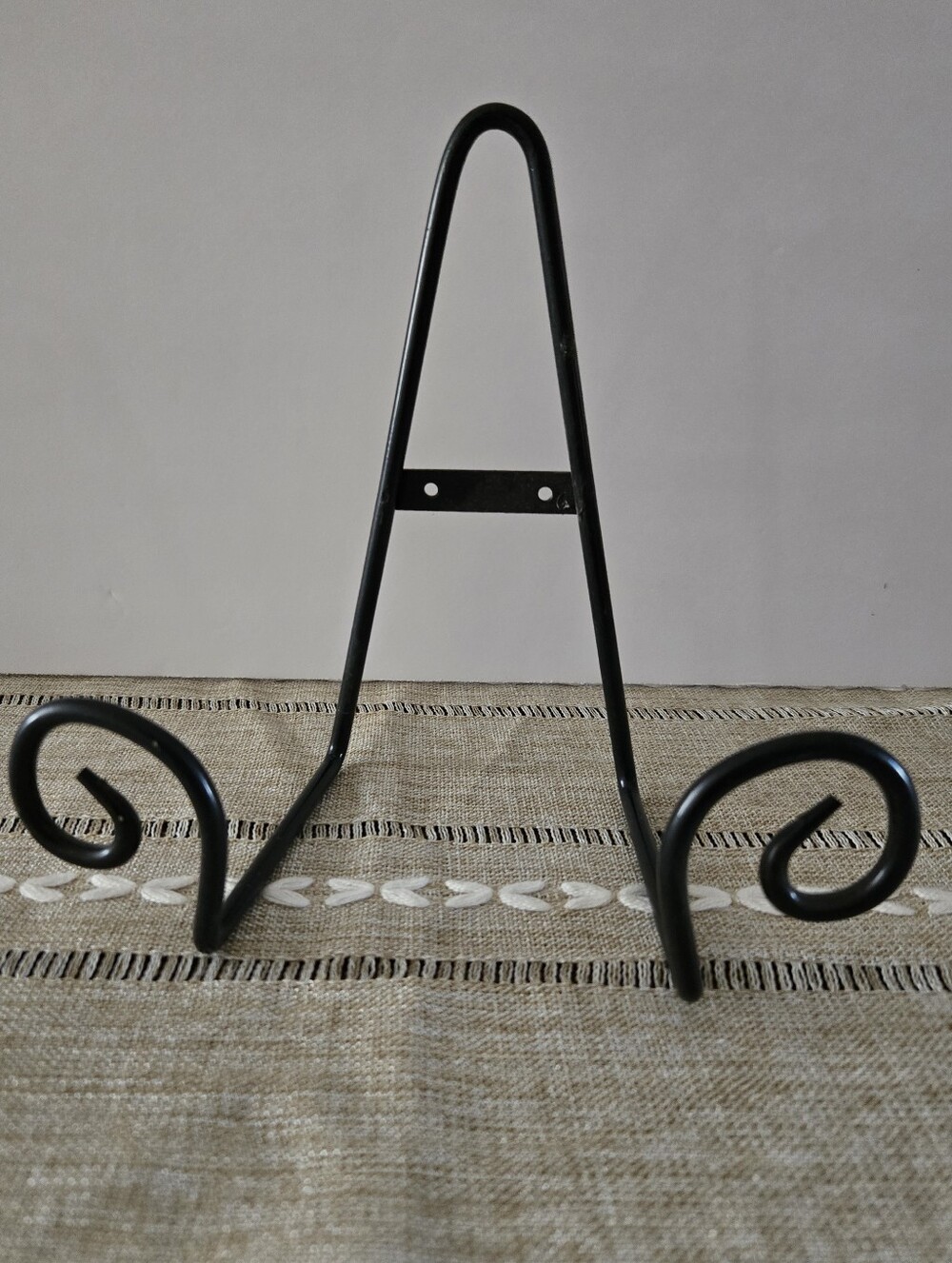 Metal Scroll Plate Bowl Frame Display Easel Wall Mount Or Shelf Black New